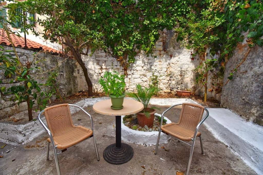 Corfu  Traditional House With Ivy Garden מראה חיצוני תמונה