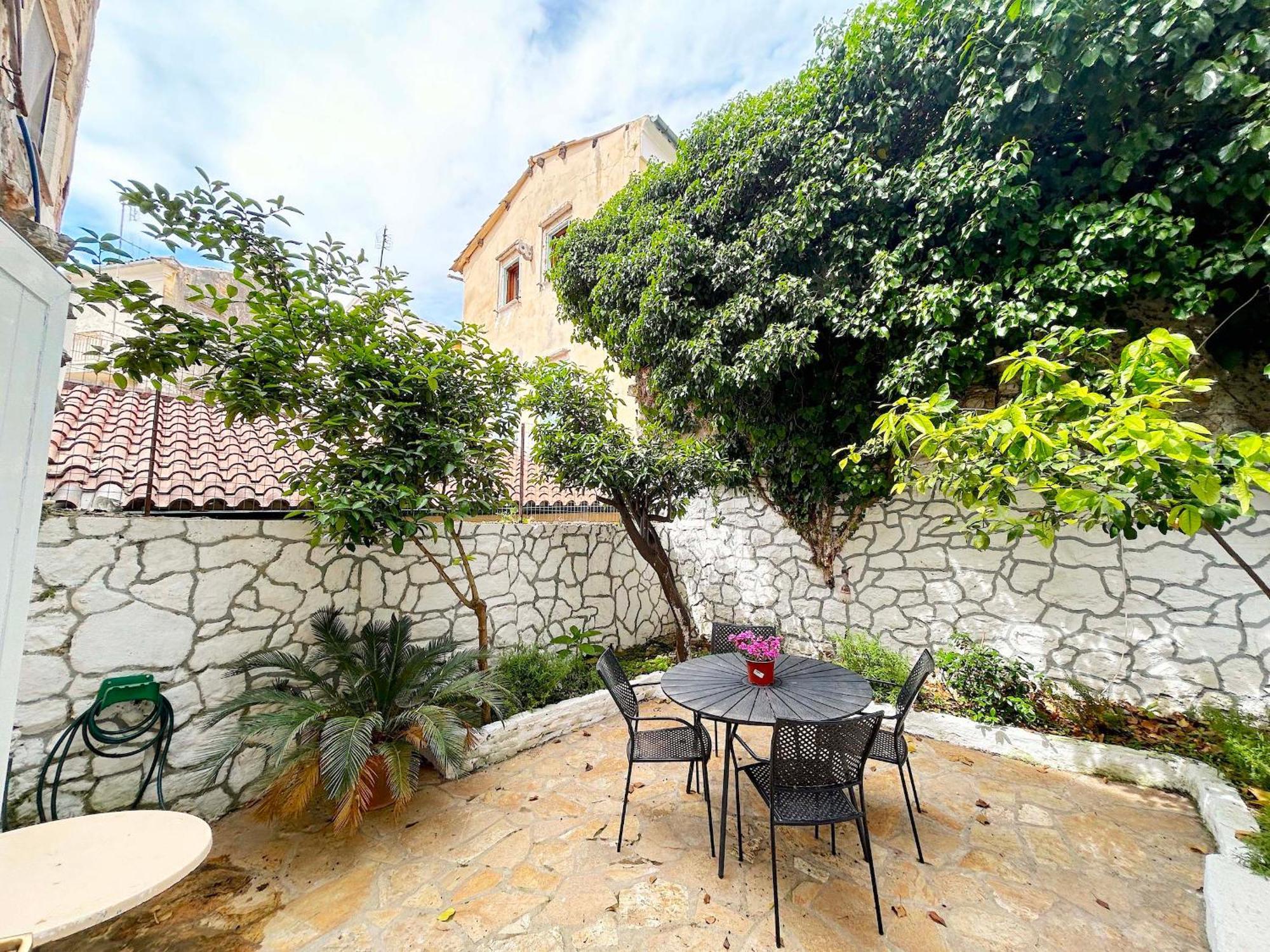 Corfu  Traditional House With Ivy Garden מראה חיצוני תמונה
